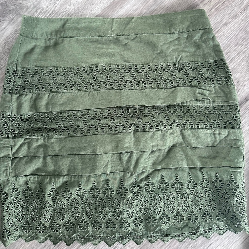 GAP army green skirt